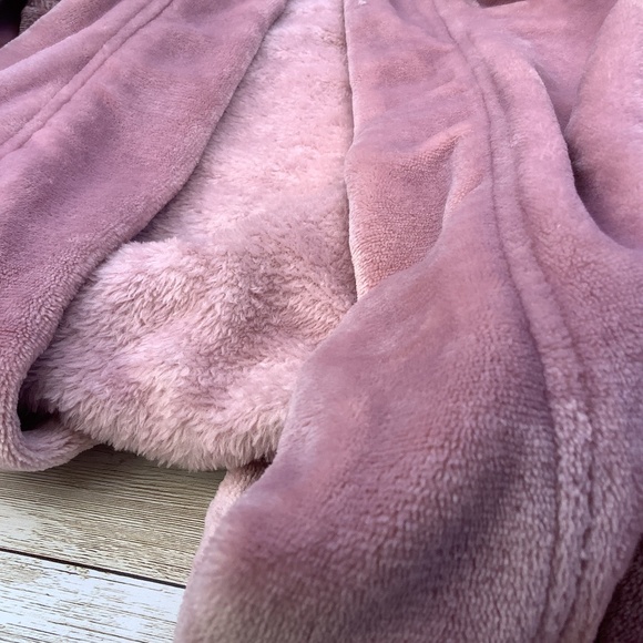 UGG Marlow Double Fleece Plush Robe Long in Dusk Pink M Medium - Picture 12 of 13